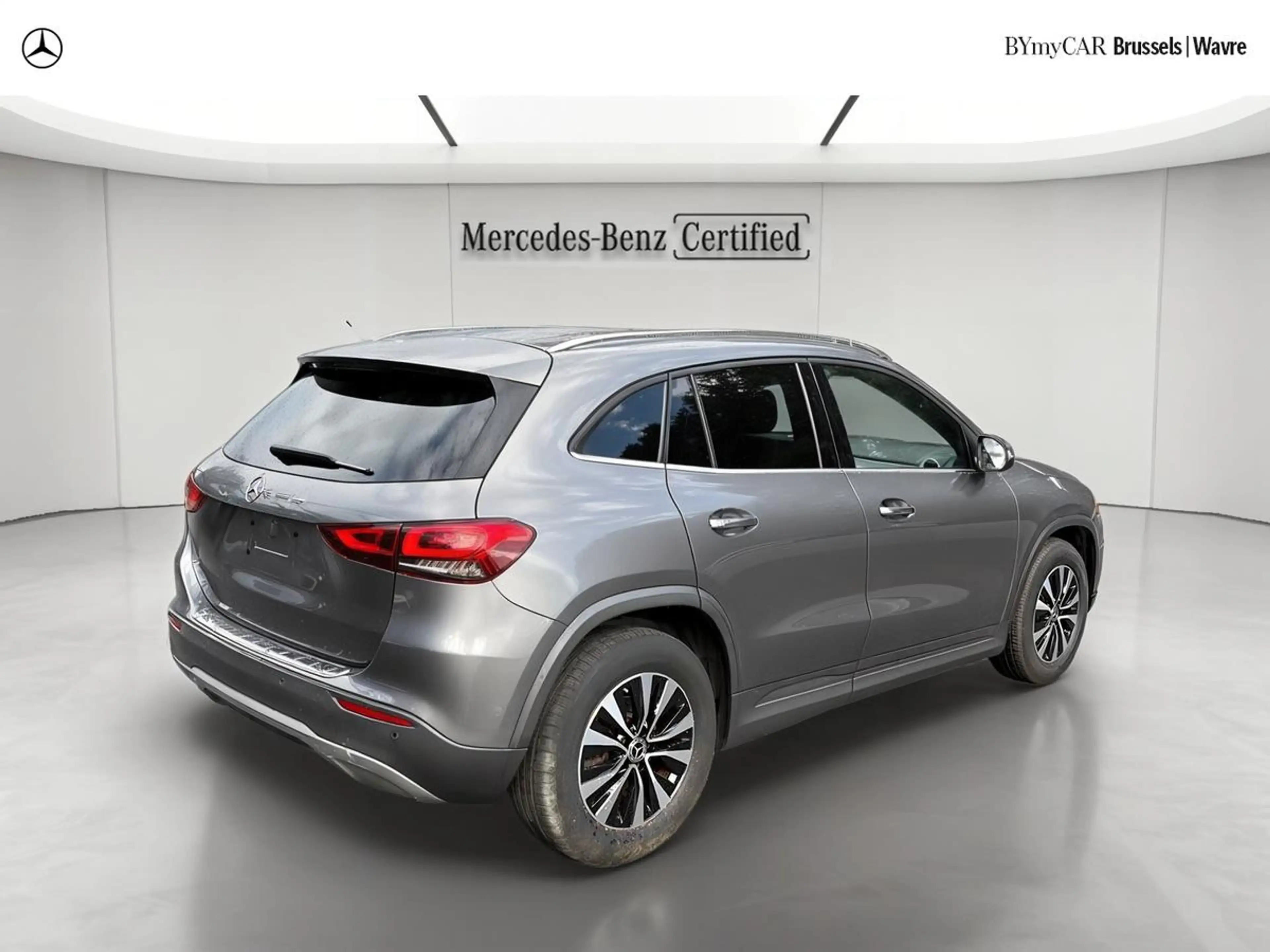 Mercedes-Benz GLA 180 GLA Essential Line — photo 3