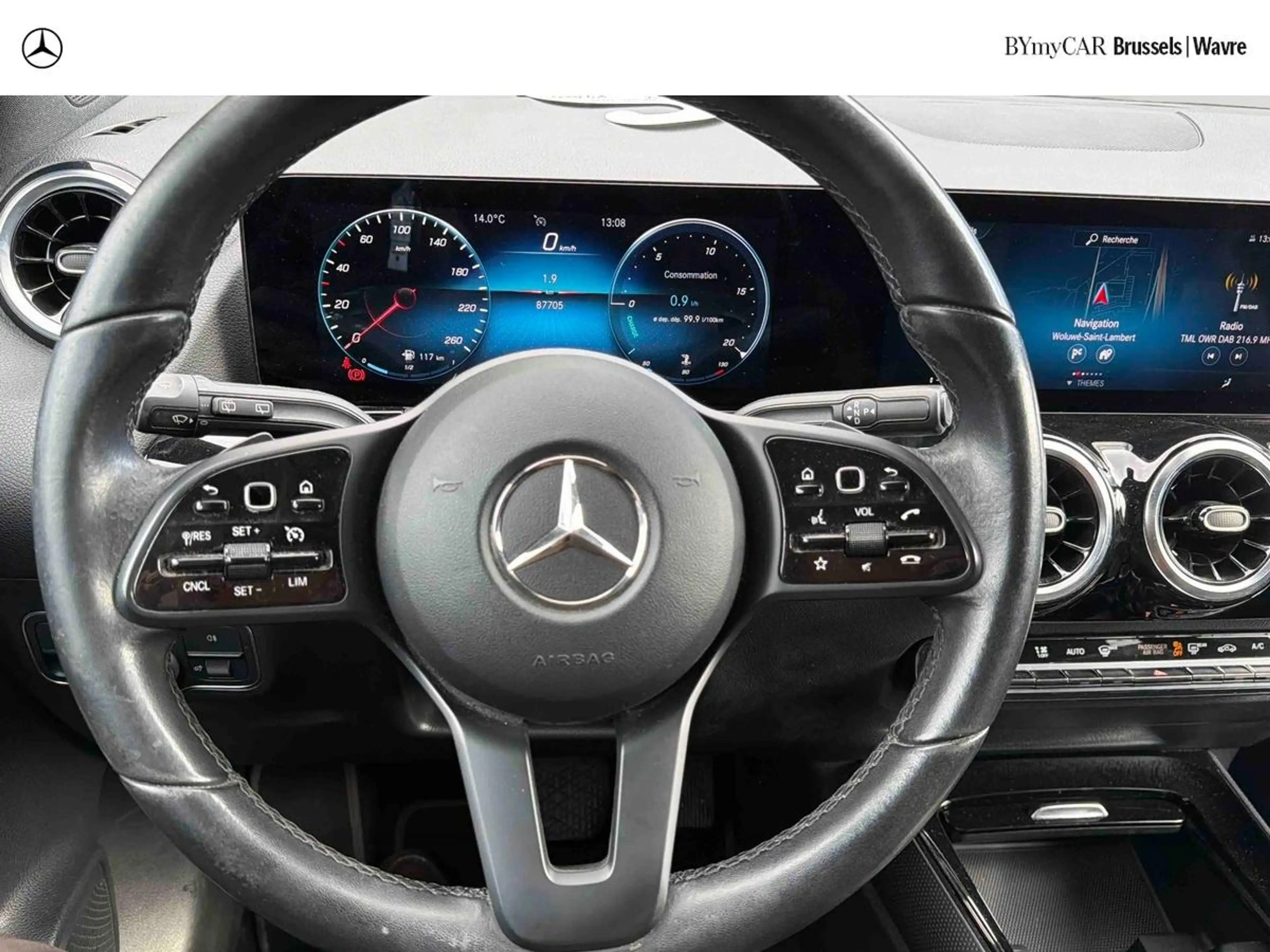 Mercedes-Benz GLA 180 GLA Essential Line — photo 11