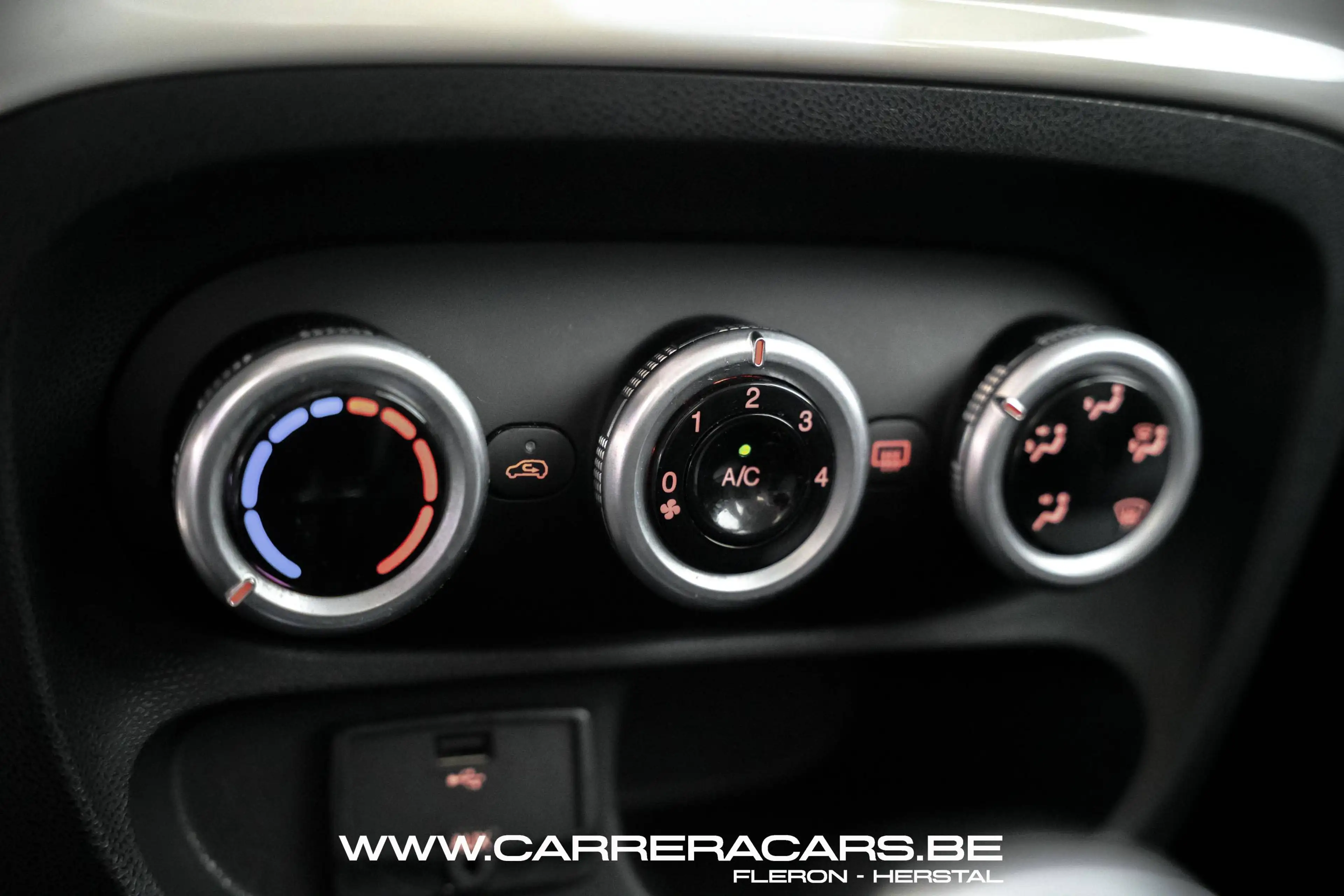 Fiat 500L 1.4i Lounge*|PDC*CLIMA*HISTORIQUE*GARANTIE*| — photo 10