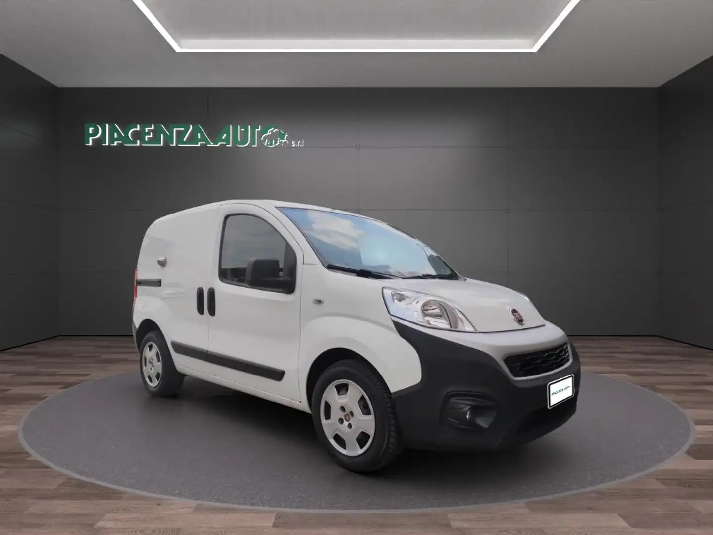 Fiat Fiorino cargo 1.3 mjt 80cv SX E6 Bianco - 1
