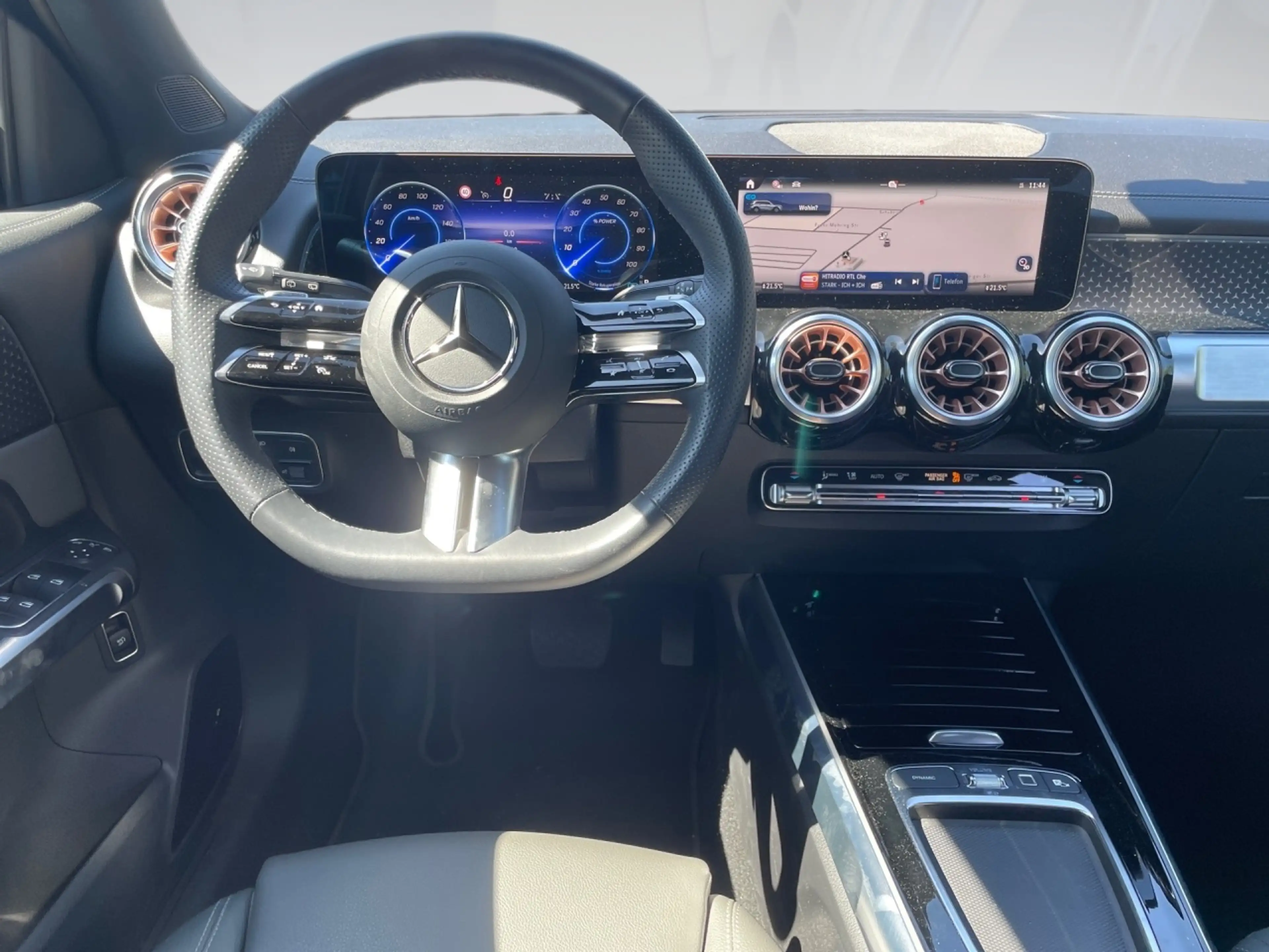 Mercedes-Benz EQB 250 + ELECTRIC ART+NIGHT+RÜCKFKAM+LENKRHZ — photo 11