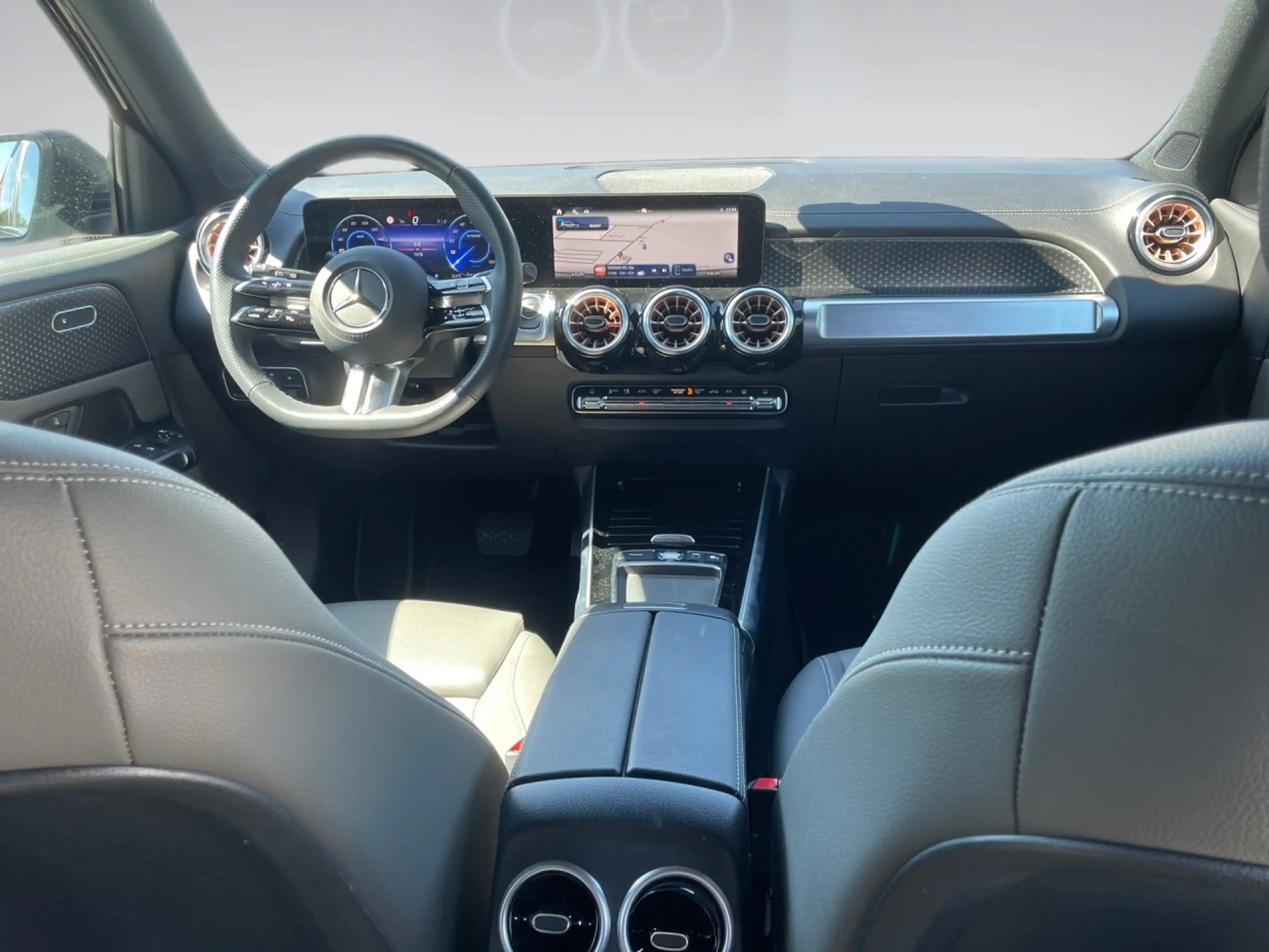 Mercedes-Benz EQB 250 + ELECTRIC ART+NIGHT+RÜCKFKAM+LENKRHZ — photo 10
