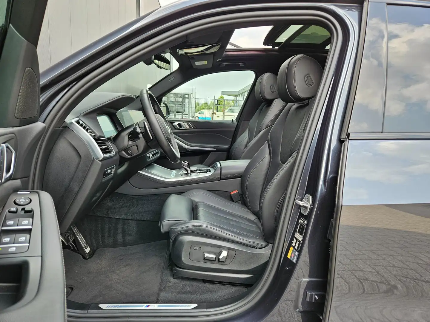 BMW X5 XDrive45e M Sport 394pk Panoramadak Luchtvering Ca Grijs - 2