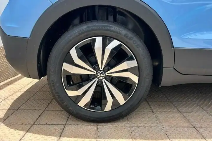 Volkswagen T-Cross "Más" 1.0 TSI 5 vel. 2026, foto 3