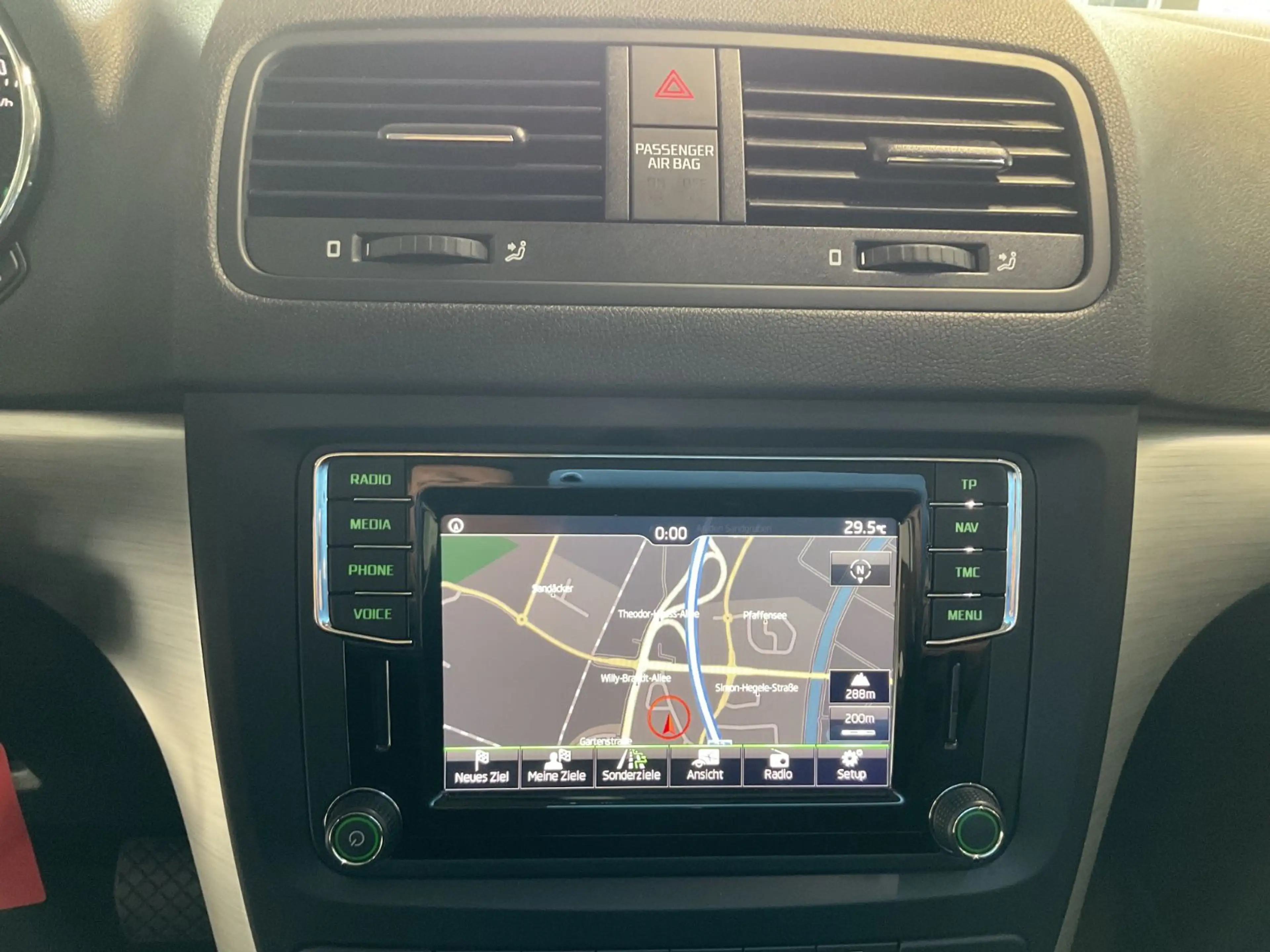 Skoda Yeti 1.4 TSI DSG Ambition Kamera Sitzh. PDC Alu — photo 8