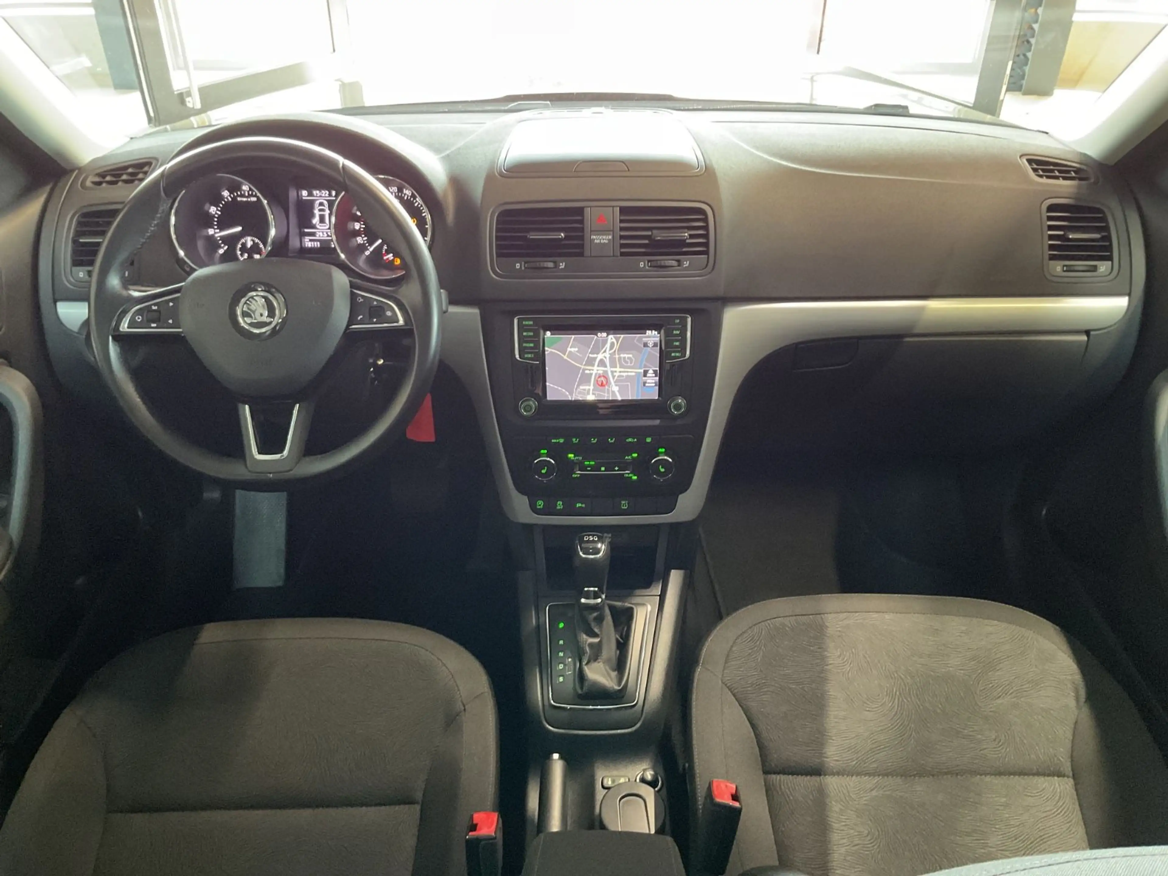 Skoda Yeti 1.4 TSI DSG Ambition Kamera Sitzh. PDC Alu — photo 14