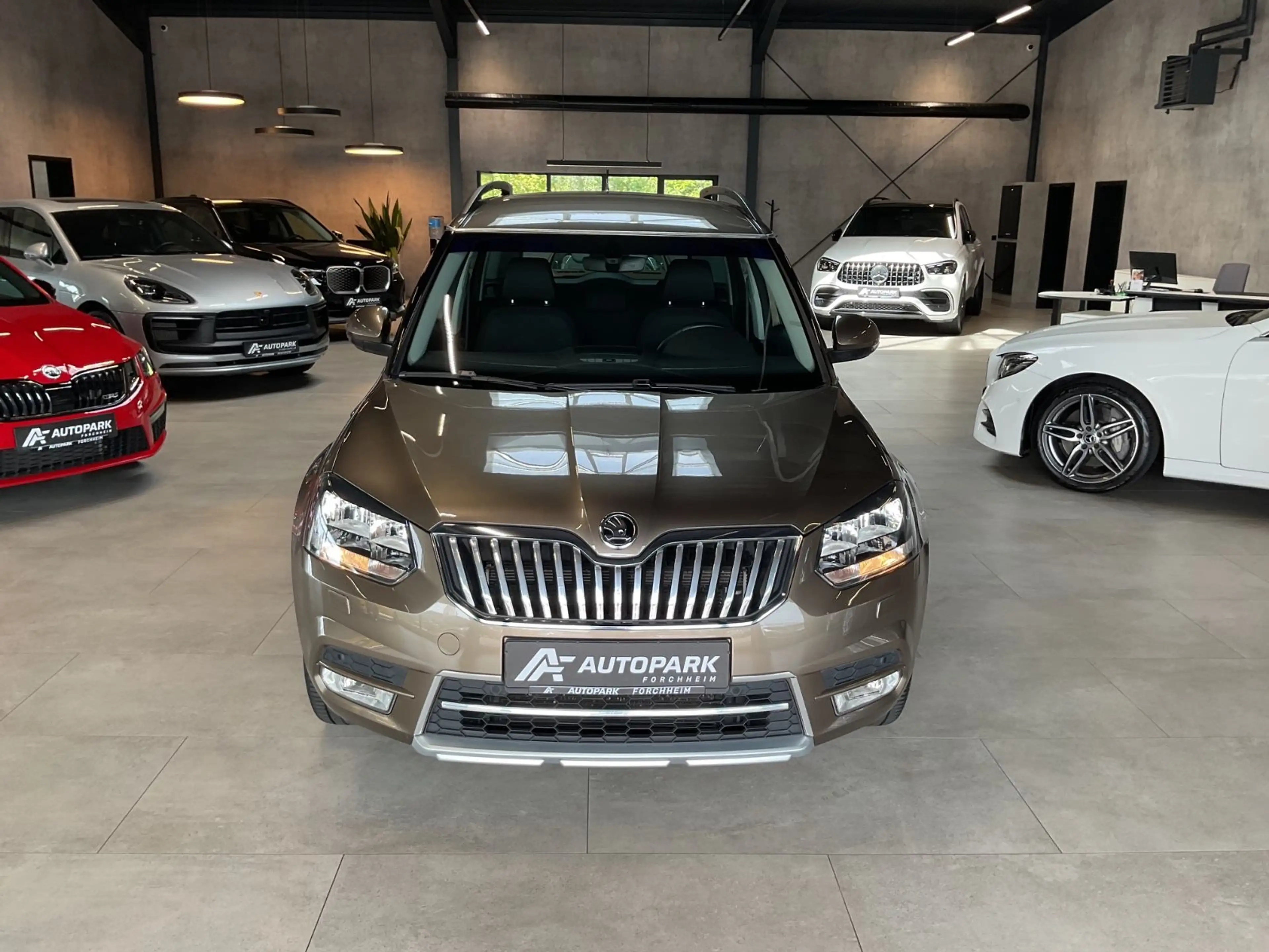Skoda Yeti 1.4 TSI DSG Ambition Kamera Sitzh. PDC Alu — photo 2