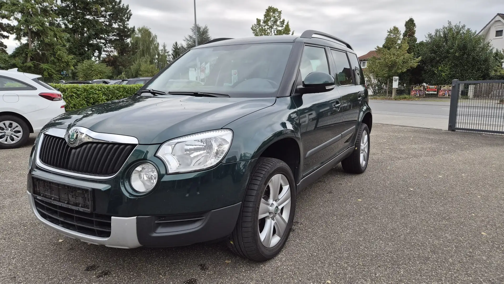 Skoda Yeti Family 4x4 Grün - 1