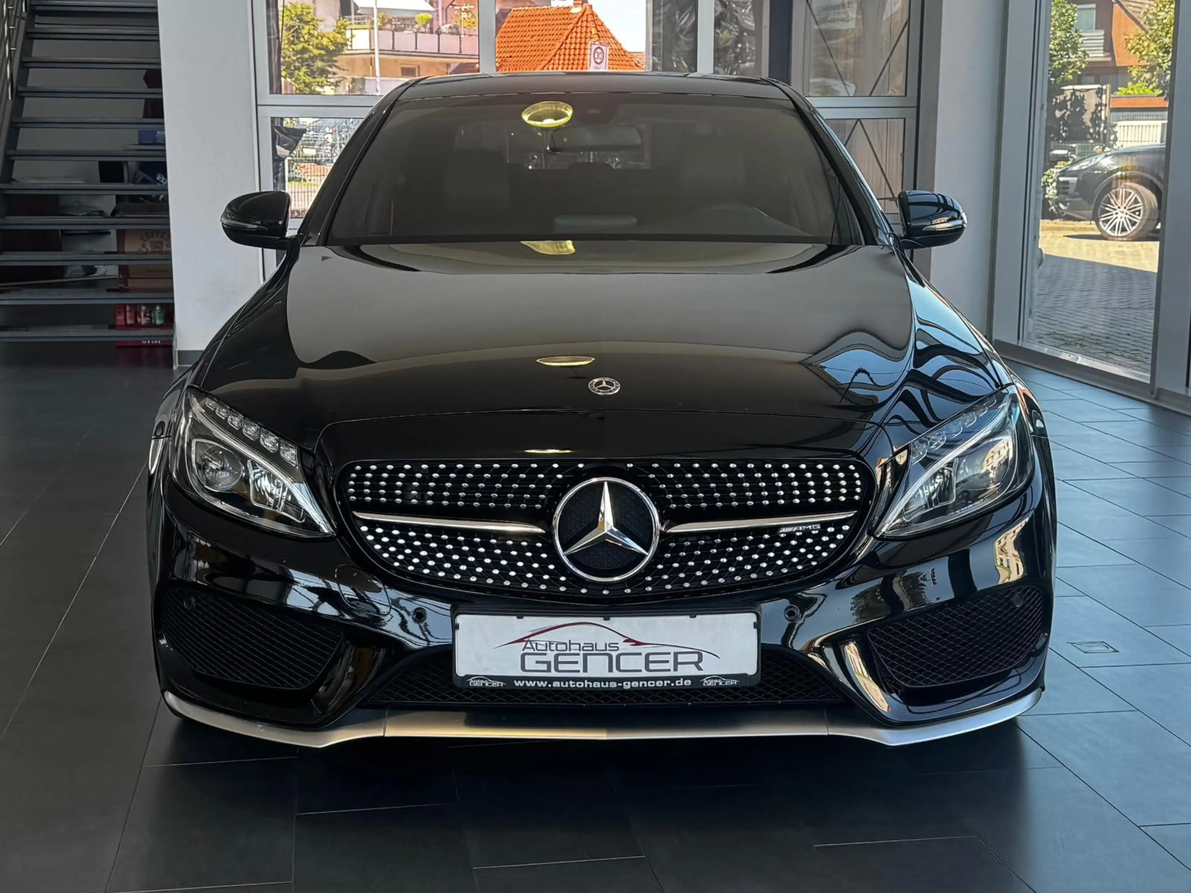 Mercedes-Benz C 43 AMG 3.0 "LED/Pano/R-Kamera/Navi/Temp/Klima" — photo 2