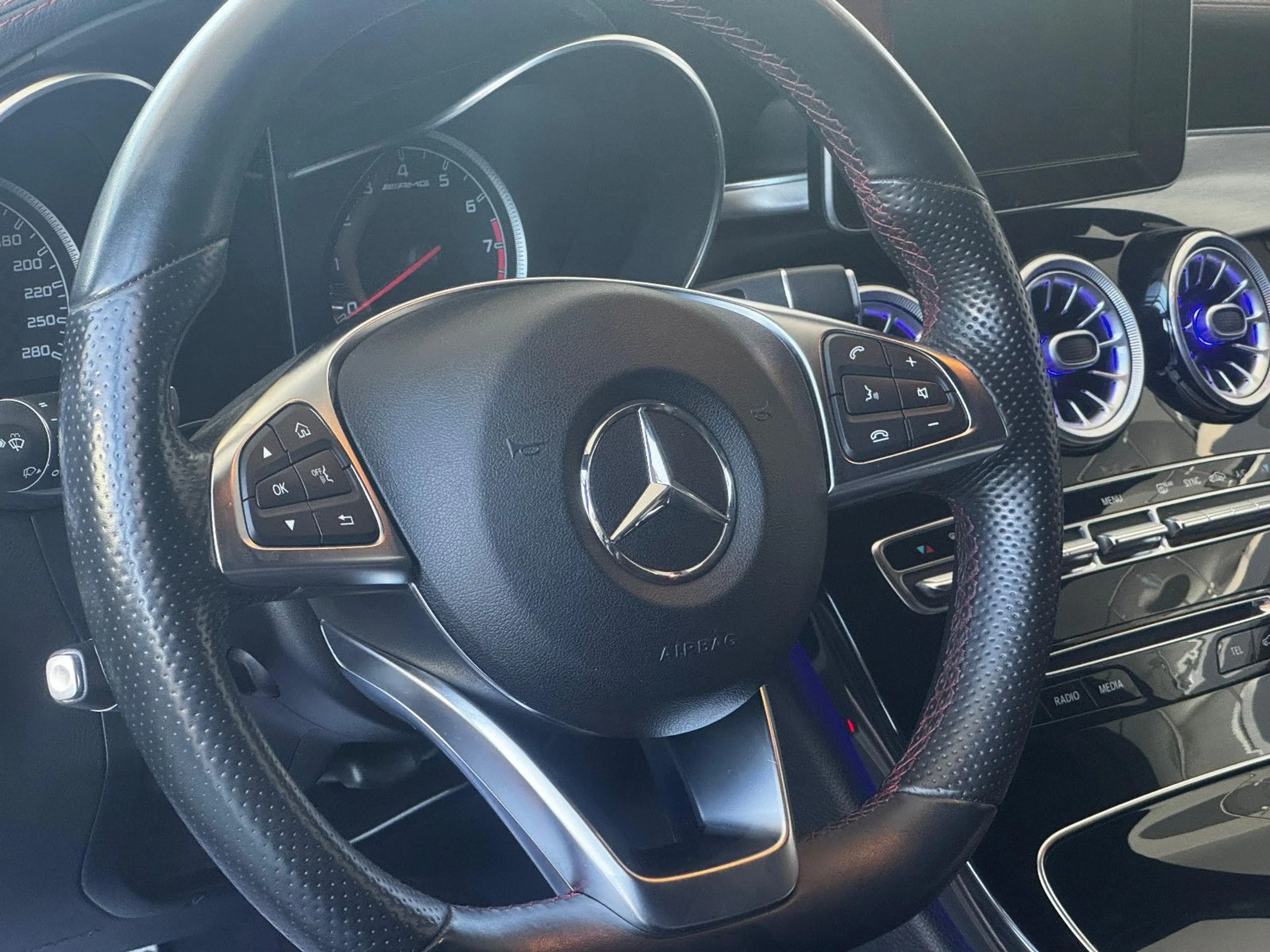 Mercedes-Benz C 43 AMG 3.0 "LED/Pano/R-Kamera/Navi/Temp/Klima" — photo 8