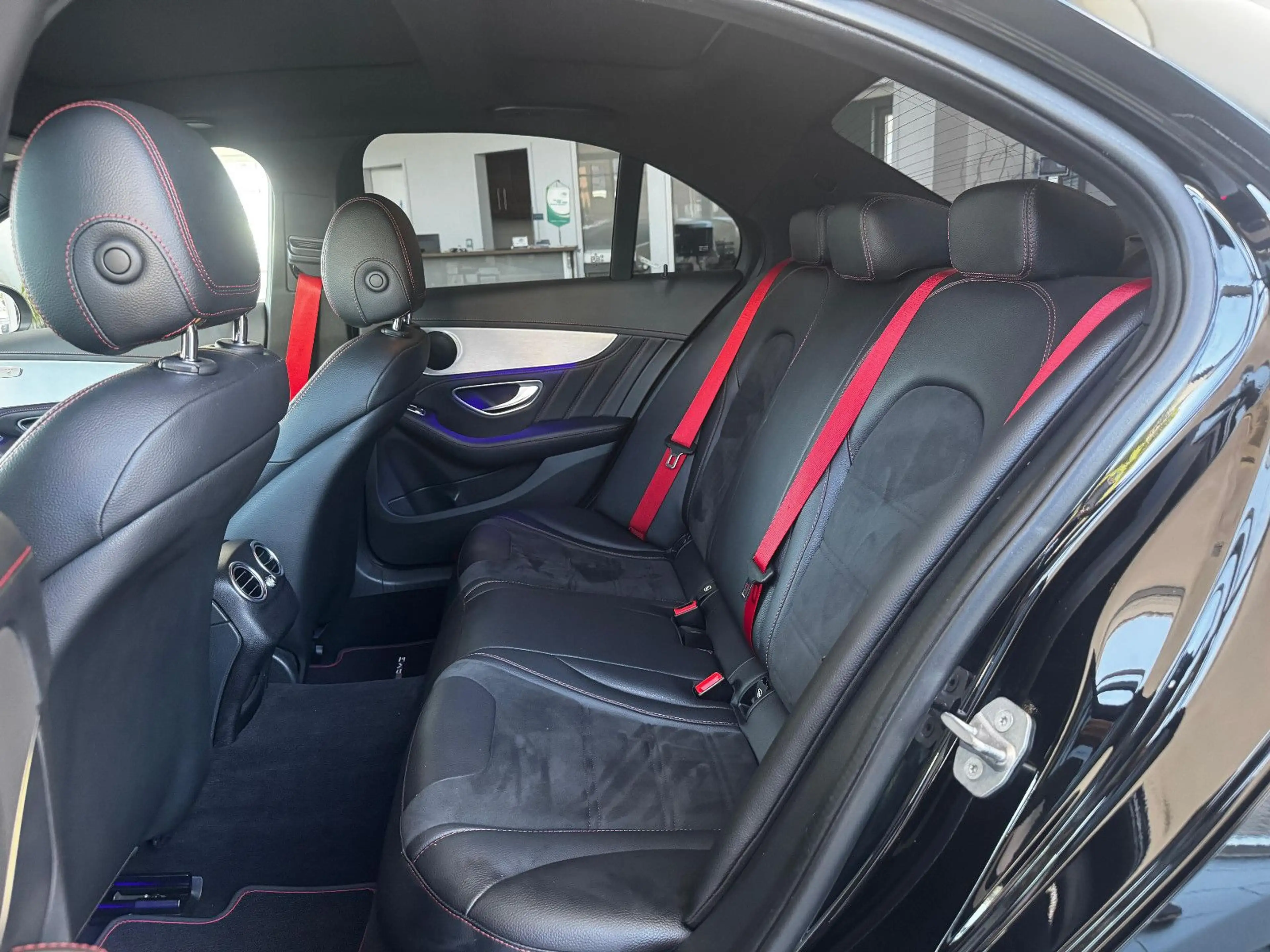 Mercedes-Benz C 43 AMG 3.0 "LED/Pano/R-Kamera/Navi/Temp/Klima" — photo 14