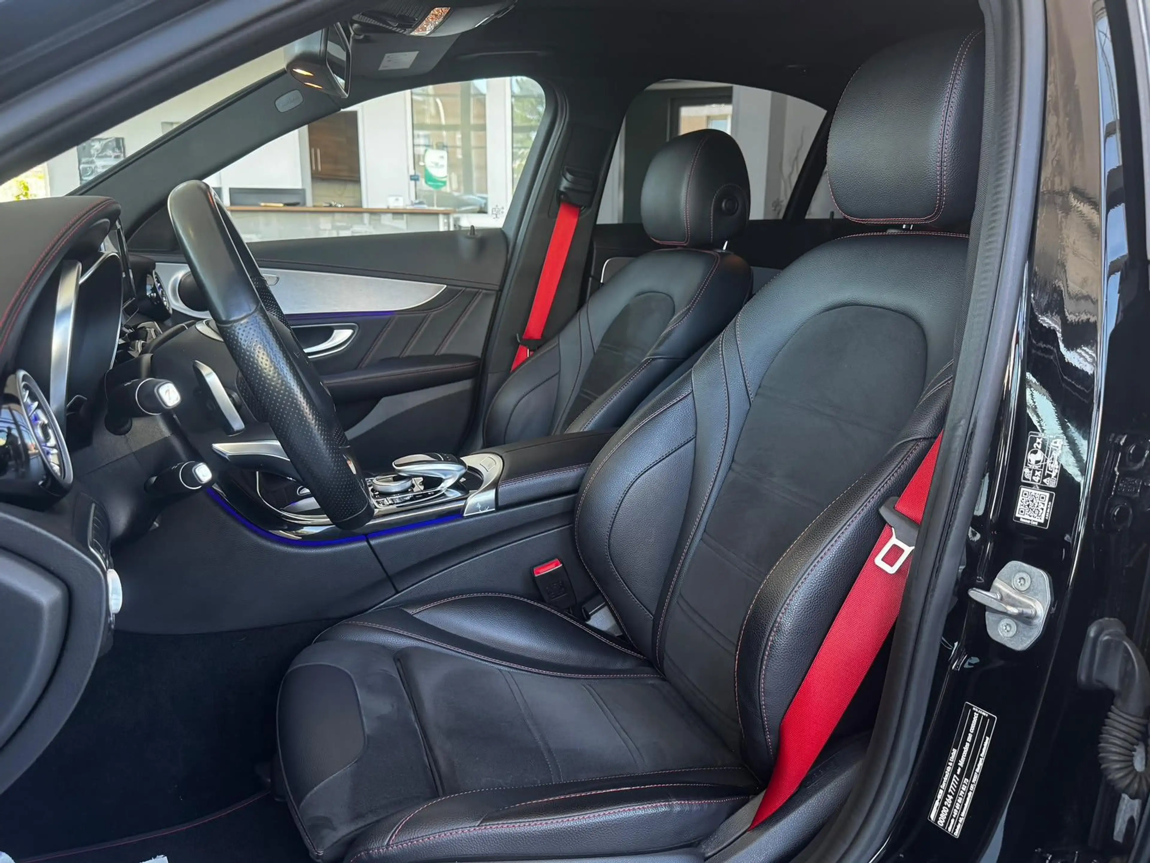 Mercedes-Benz C 43 AMG 3.0 "LED/Pano/R-Kamera/Navi/Temp/Klima" — photo 9