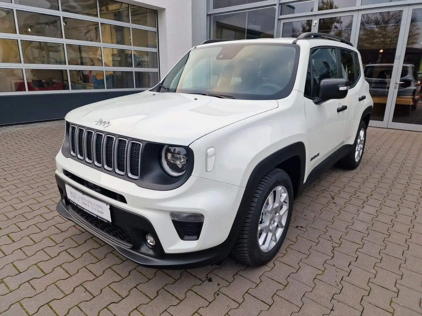 Jeep Renegade e-Hybrid 1.5l GSE T4 48V Altitude DCT Wit - 1