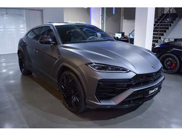 4.0 V8 PHEV SE 588 kW (800 CV)