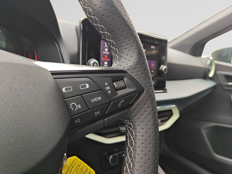 SEAT Arona 1.0 TSI (116pk) PLAY DSG AUTOMAAT /// Automatische airco /// Apple carplay & Android auto ///  Parke — photo 14