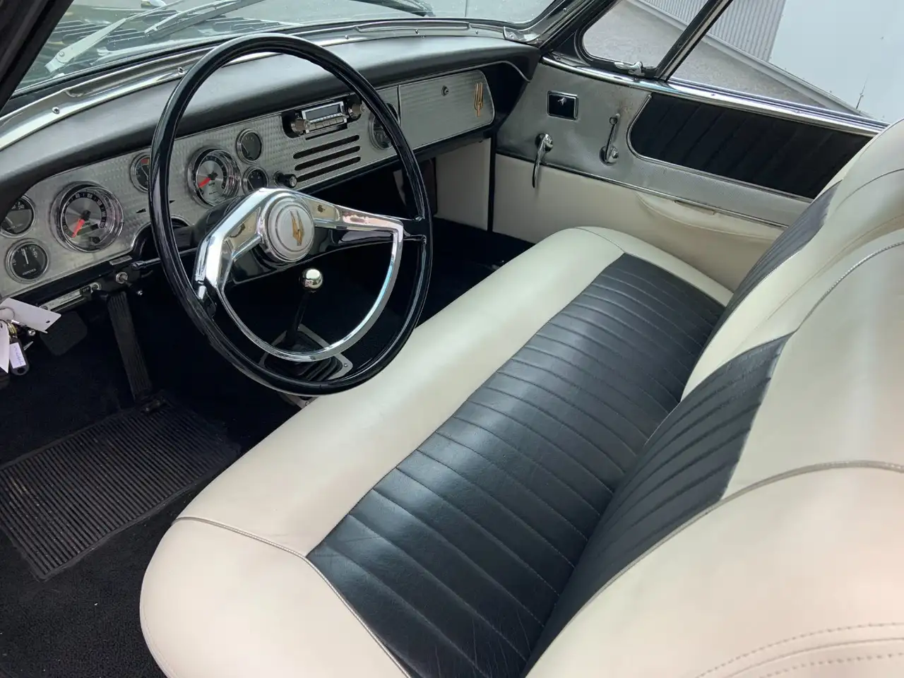 STUDEBAKER GOLDEN HAWK *1416miles*, foto 6