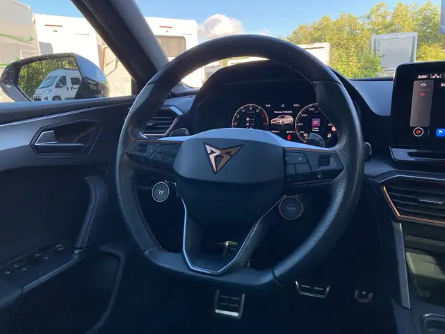 Cupra Leon view 15