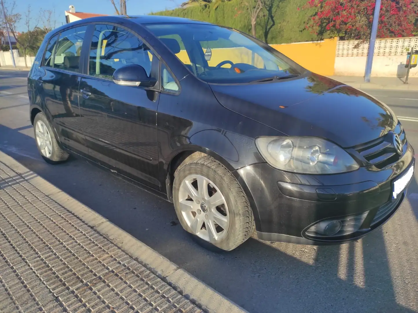 Volkswagen Golf Plus Golf Plus 1.6 Trendline Tiptronic Trendline Negro - 2