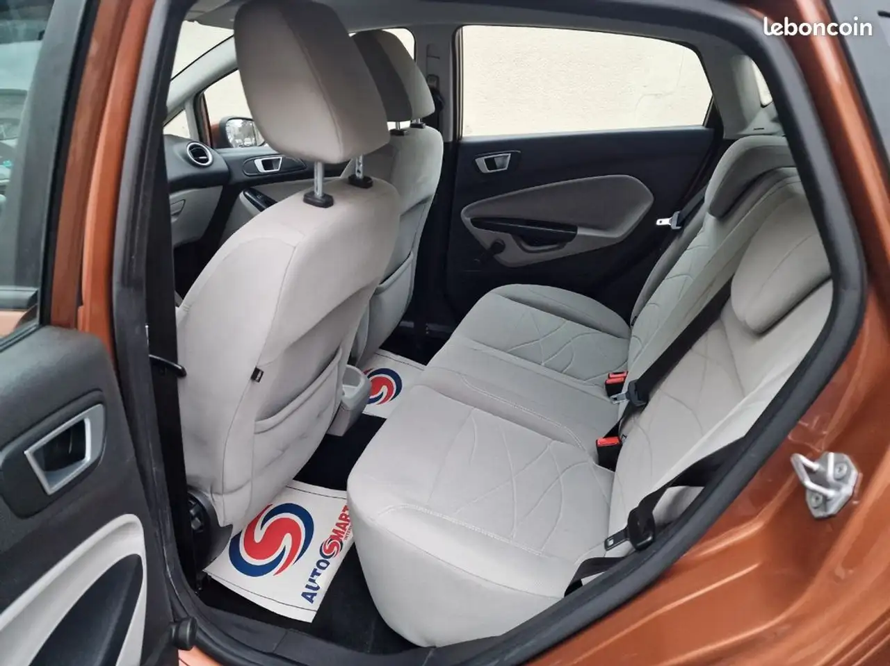 Ford Fiesta 5 portes — photo 5