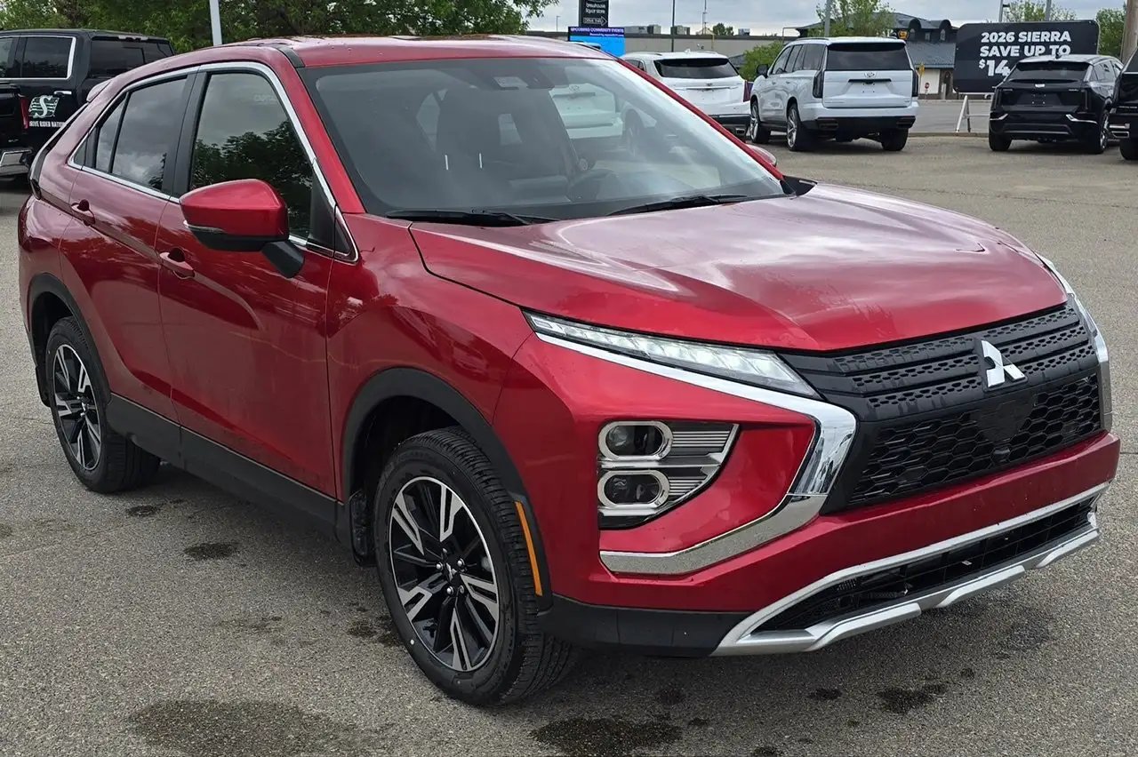 Mitsubishi Eclipse Cross снимка Mitsubishi Eclipse Cross