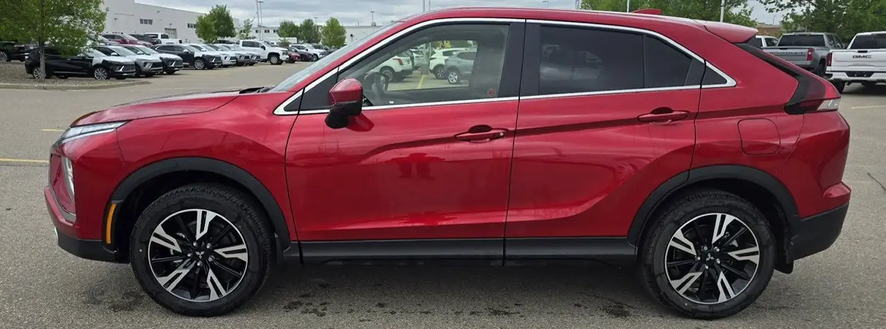 Mitsubishi Eclipse Cross снимка Mitsubishi Eclipse Cross