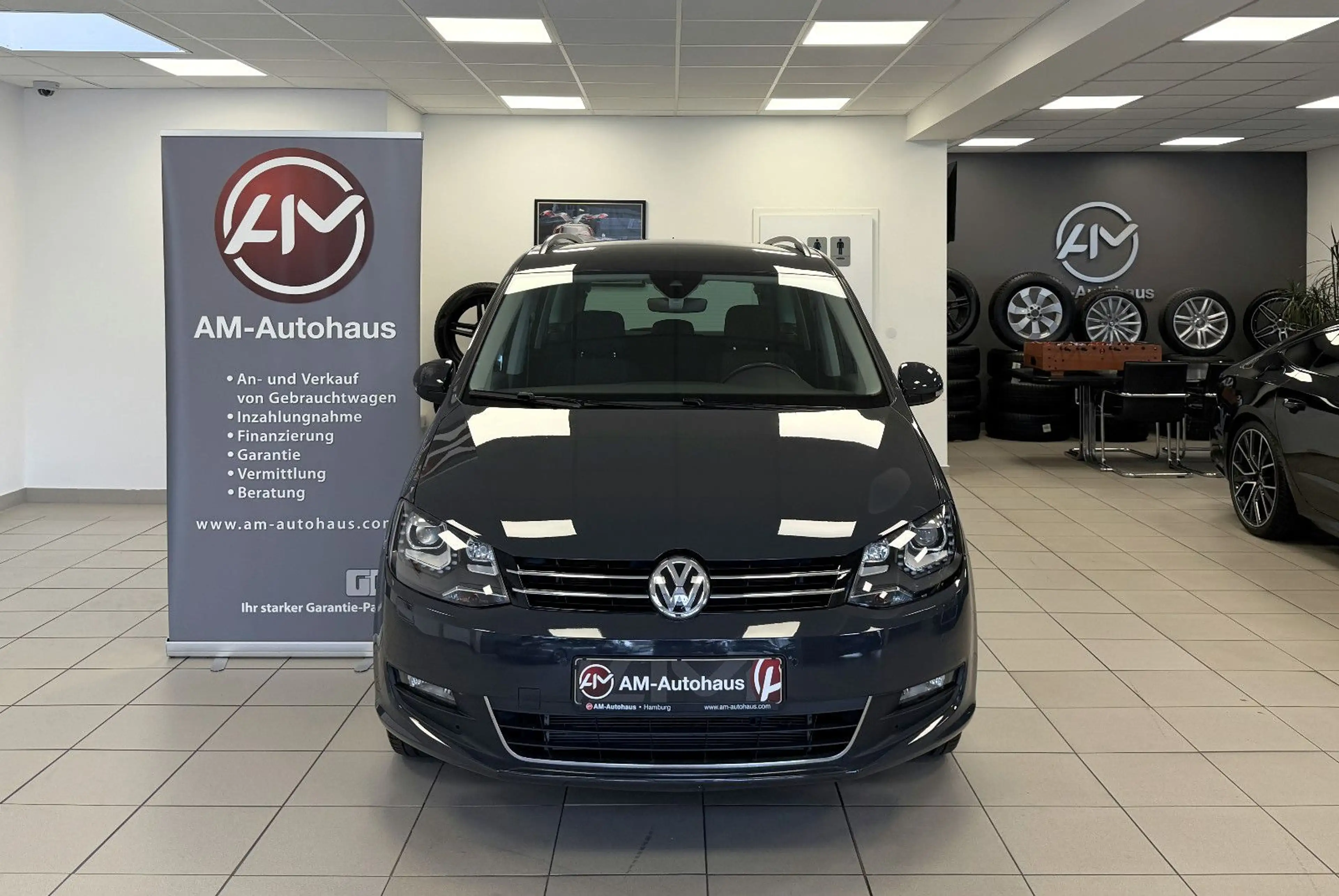 Volkswagen Sharan Comfortline *7Sitzer*ACC*AHK*BiXenon*Navi — photo 8