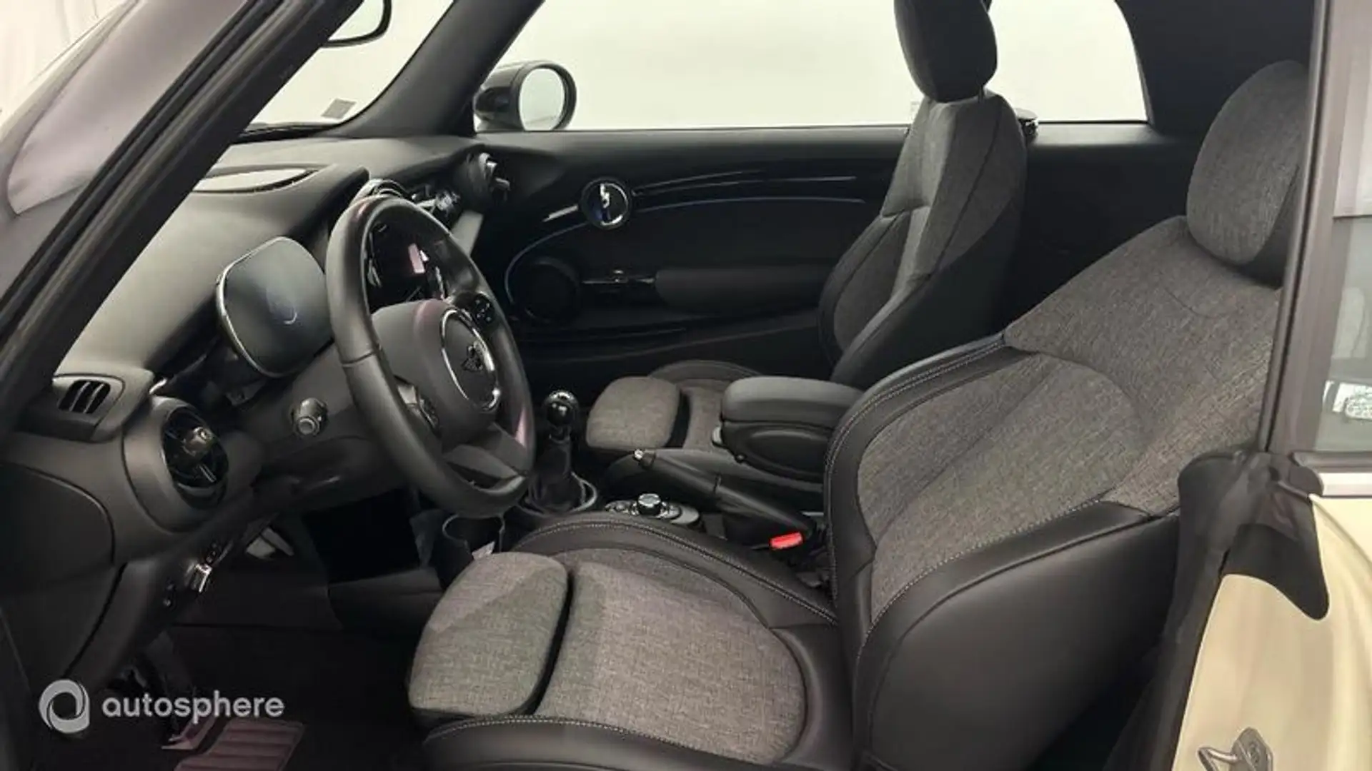 MINI Cooper E Cooper 136ch Edition Camden - 1