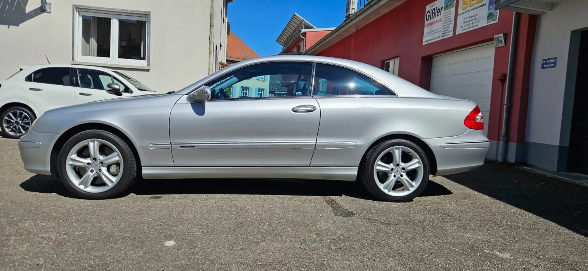 Mercedes-Benz CLK 500 Coupe Avantgarde - 2
