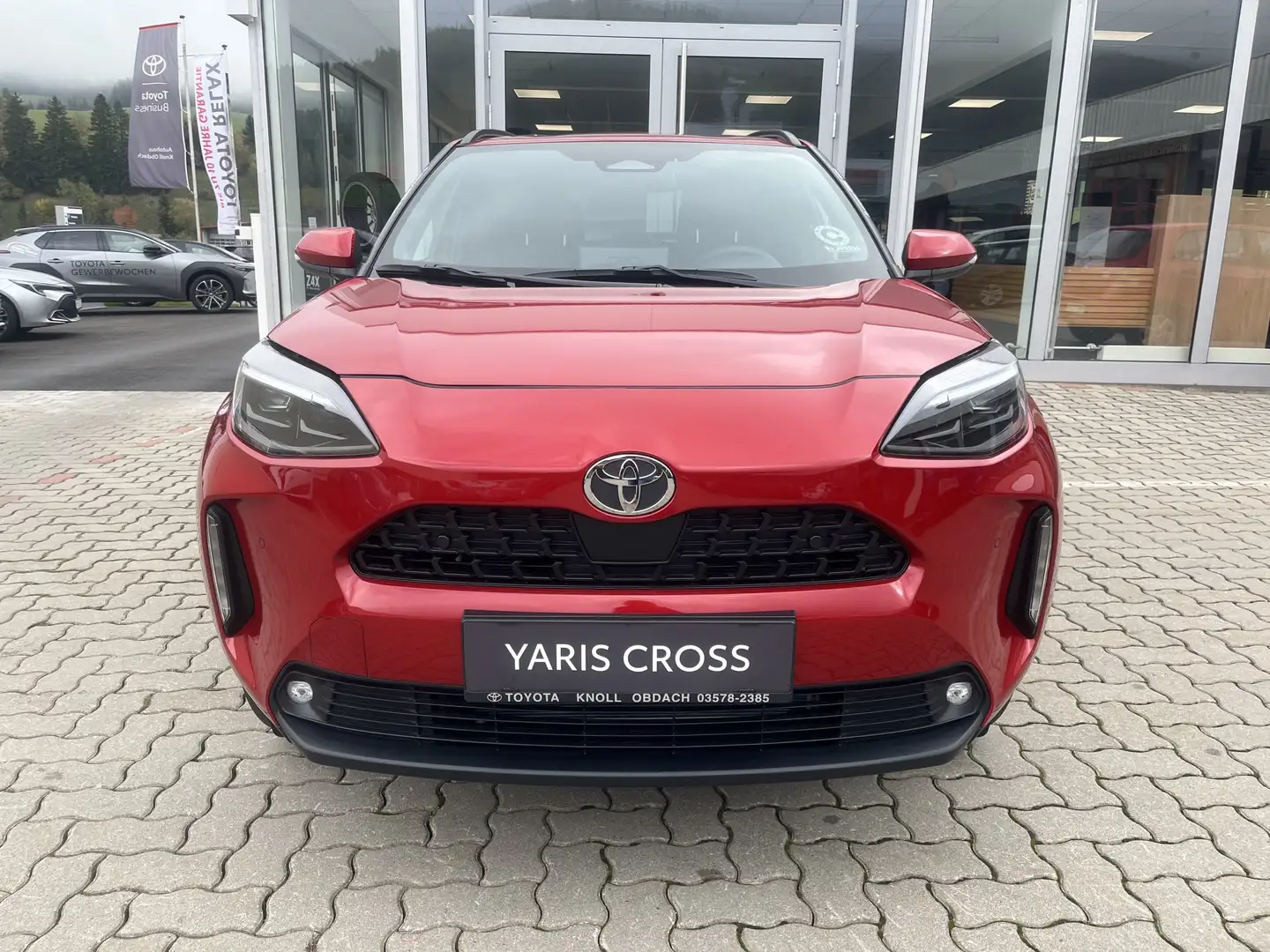 Toyota Yaris Cross 1,5 Hybrid 4WD Active Drive Safety Paket Rot - 2