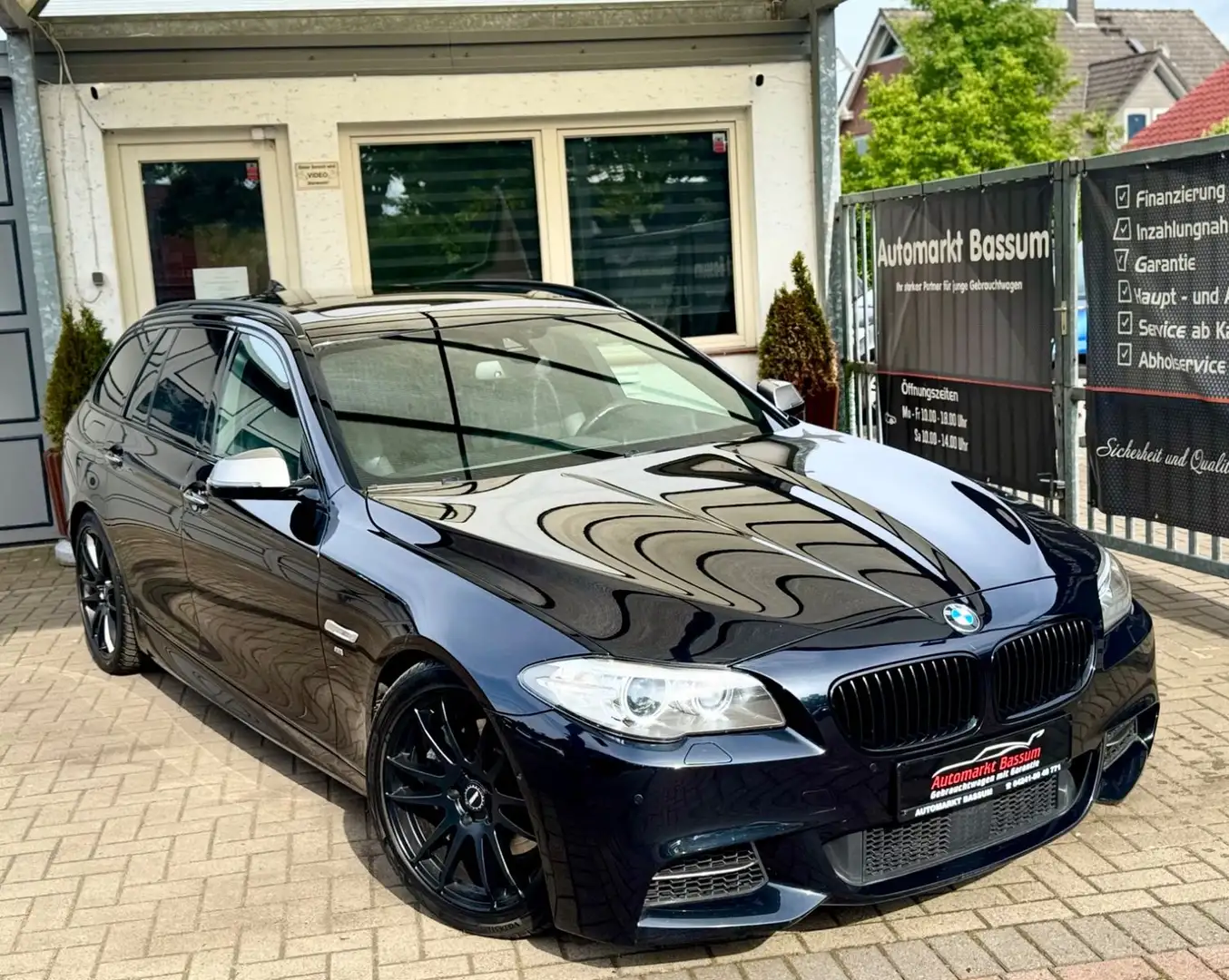 BMW 550 Baureihe 5 Touring M550 d xDrive Zwart - 1