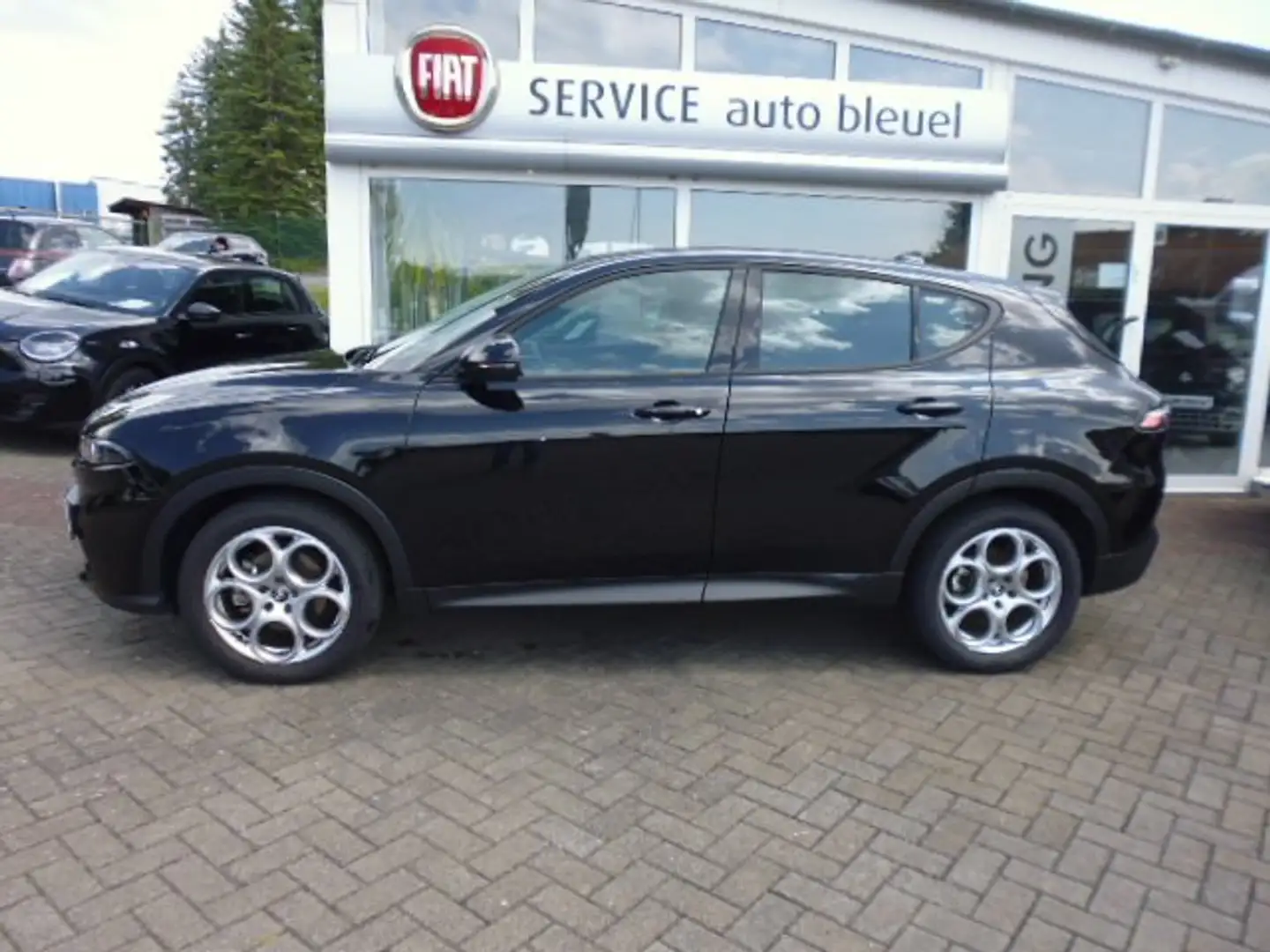 Alfa Romeo Tonale 1.5 T Hybrid Sprint/NAV/ALU18"/Winter Paket Schwarz - 1