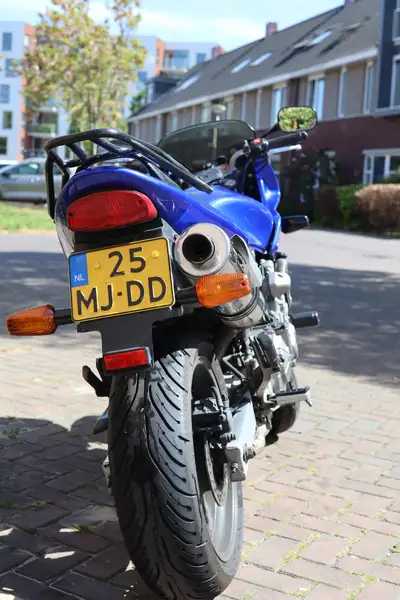 Honda Hornet - foto 5