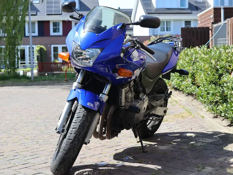 Honda Hornet - foto 2