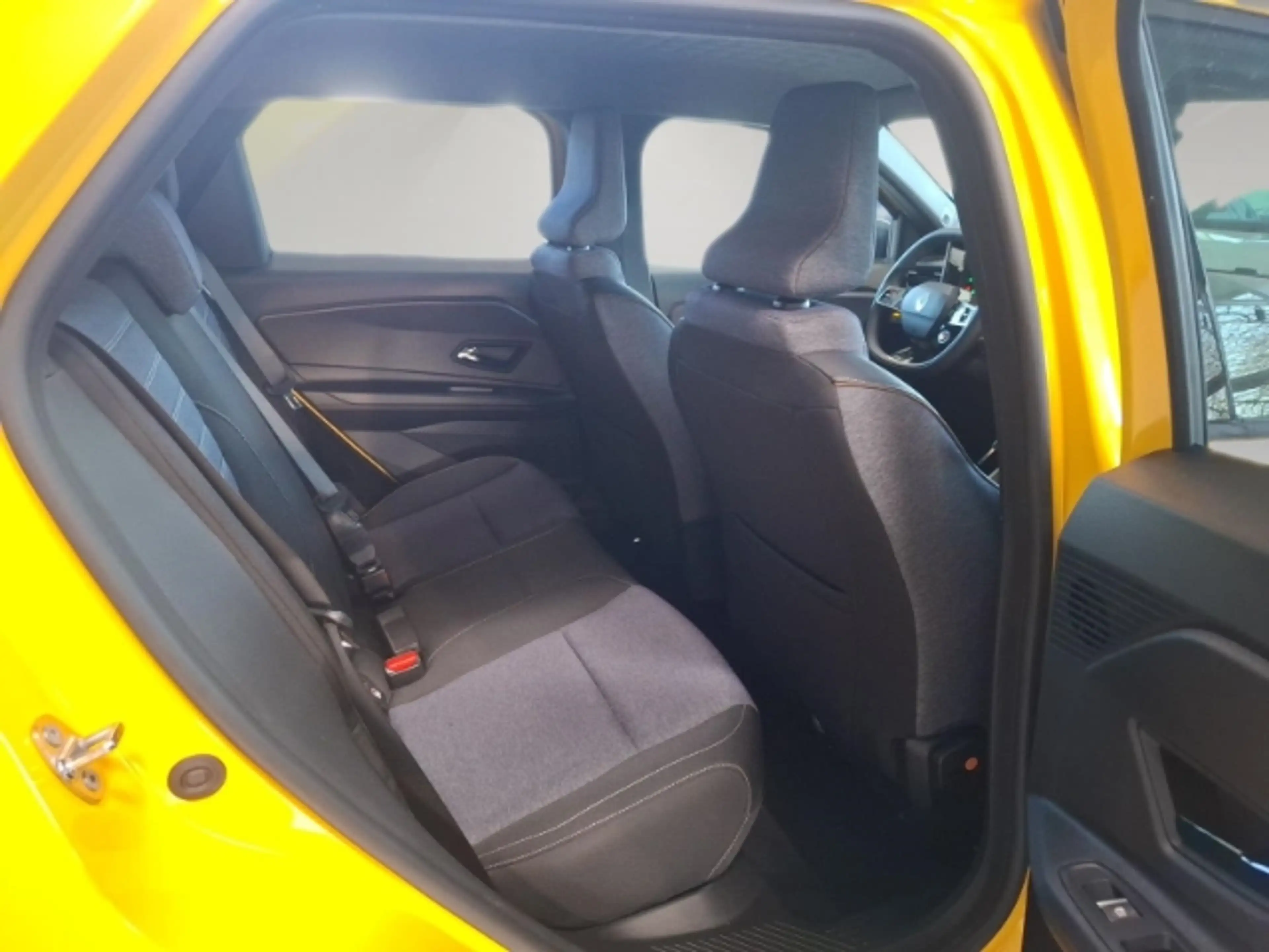 Renault R 5 E-Tech Techno 150 Comfort Range ALLWETTERREIFEN SI — photo 12