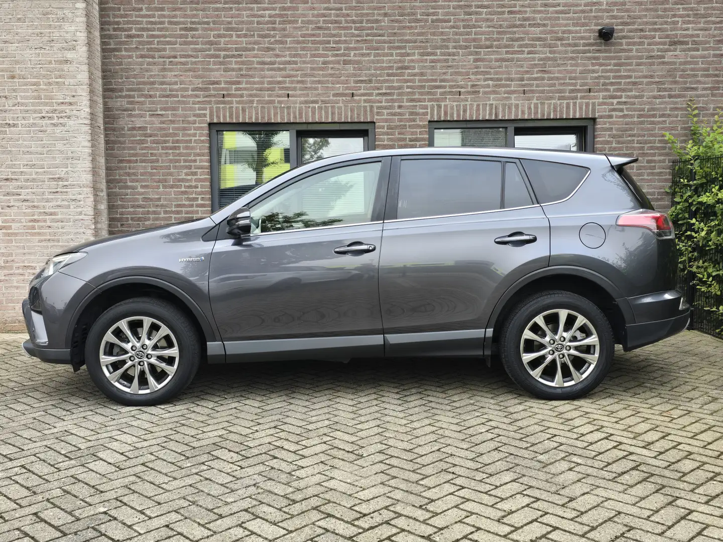 Toyota RAV 4 2.5 Hybrid Executive Business LEDER TREKHAAK 360° Gris - 2