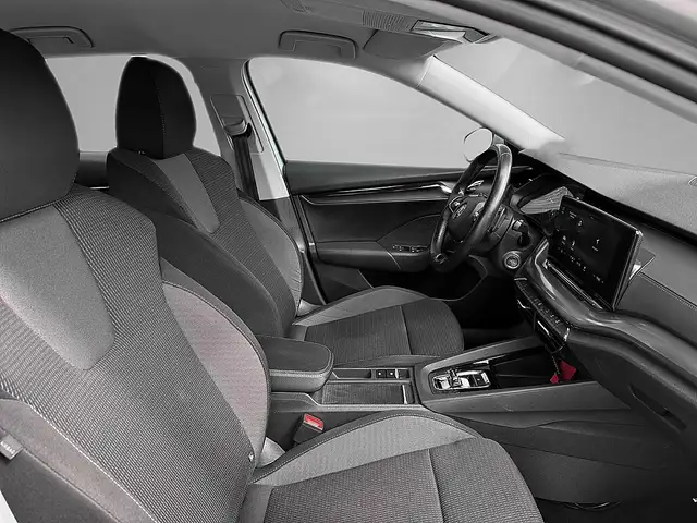 Skoda Octavia view 8