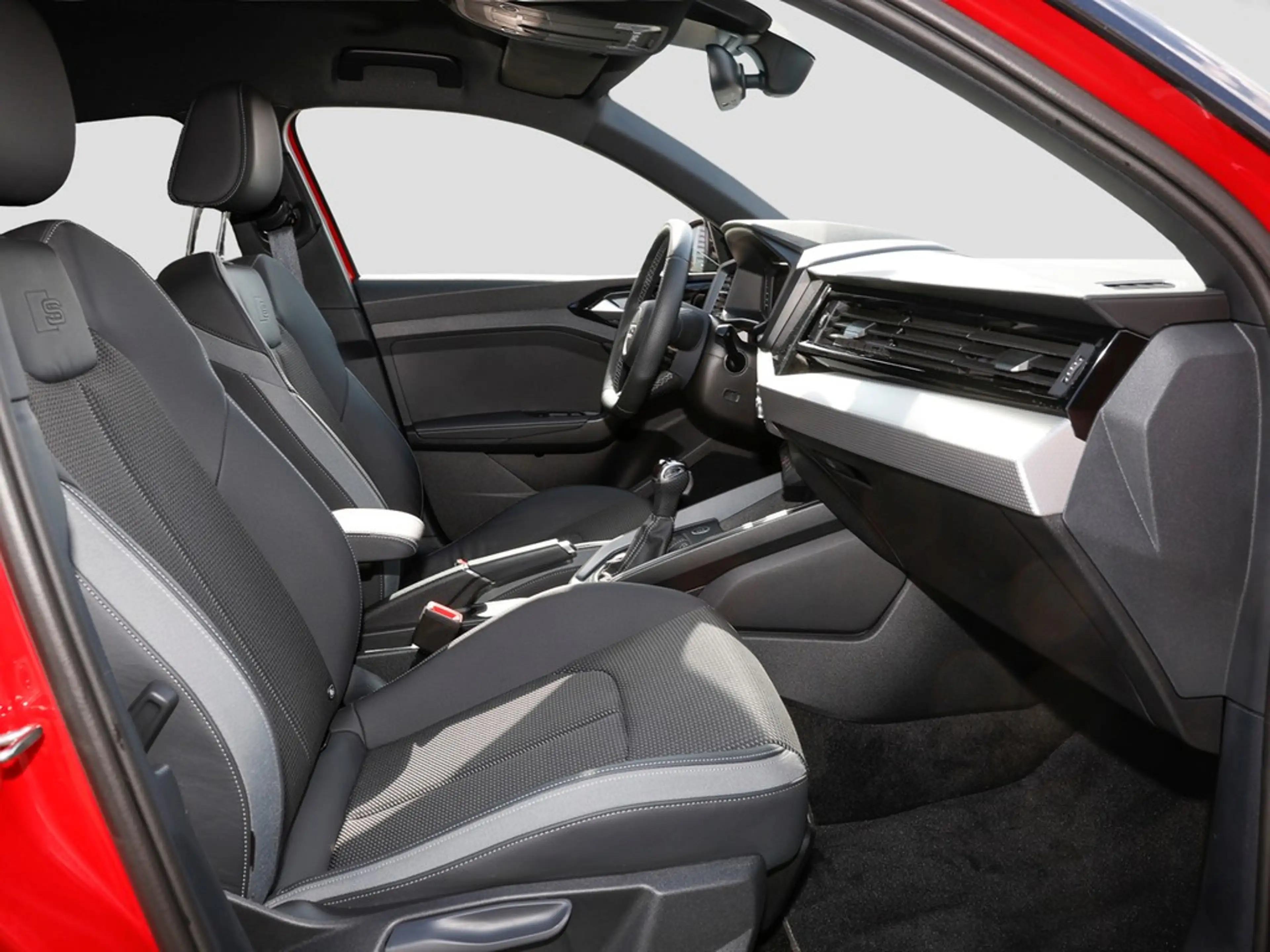 Audi A1 Sportback 30 TFSI S tronic S Line /Navi/LED — photo 9