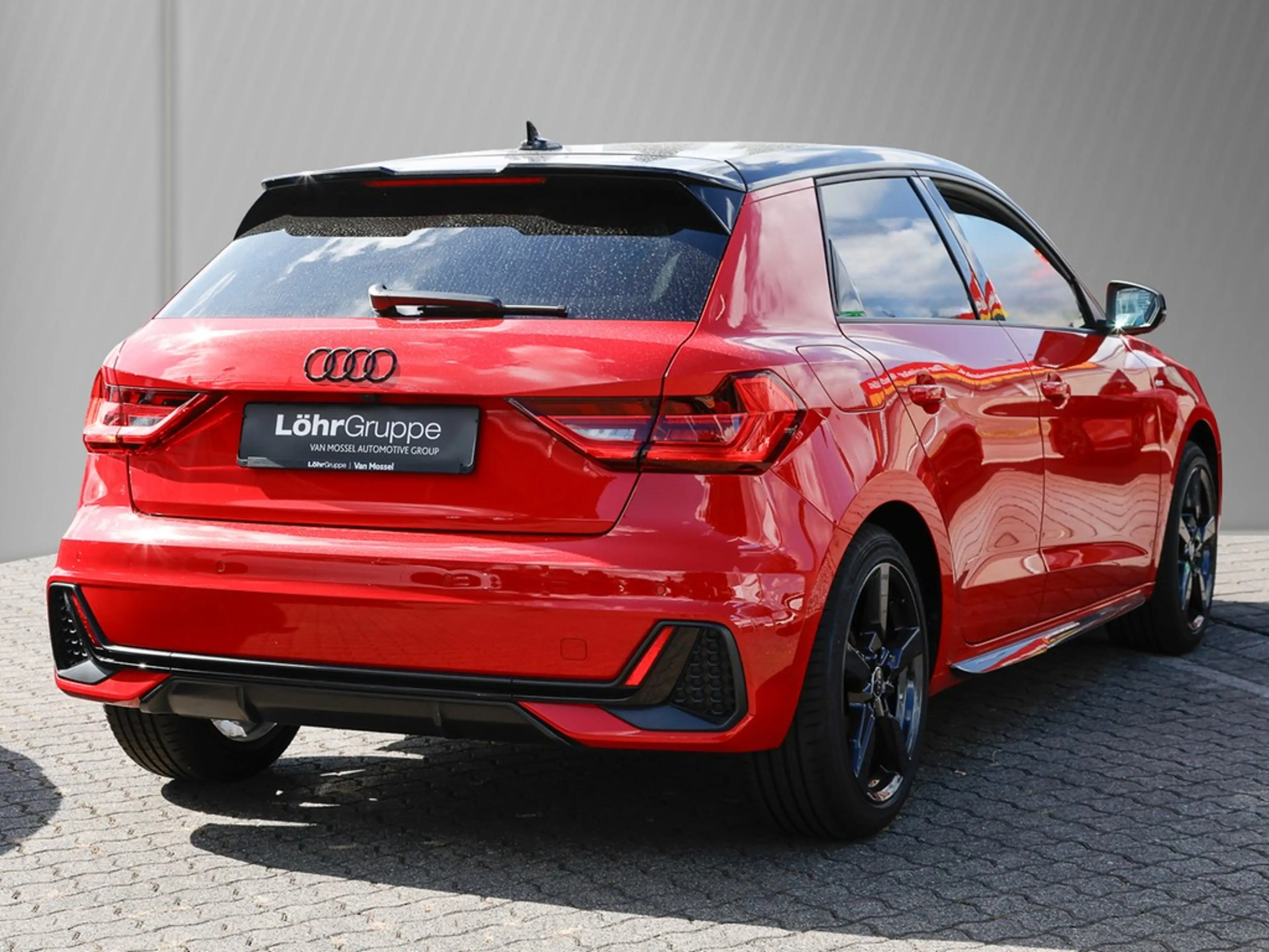 Audi A1 Sportback 30 TFSI S tronic S Line /Navi/LED — photo 6