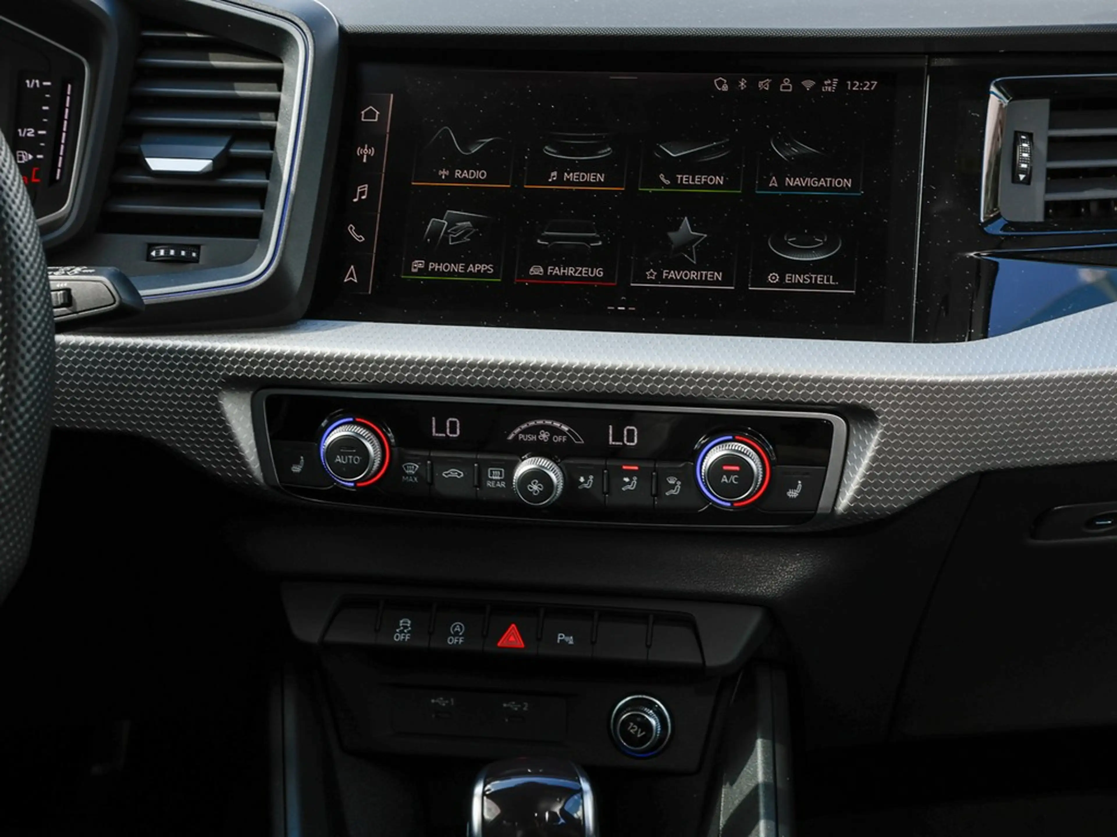 Audi A1 Sportback 30 TFSI S tronic S Line /Navi/LED — photo 14