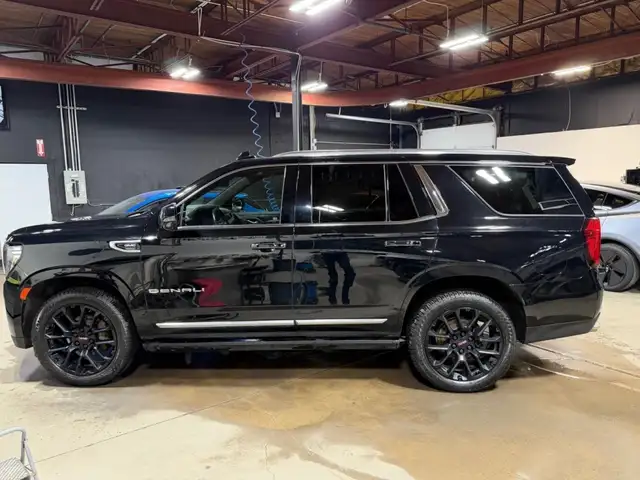 GMC Yukon 2022 — photo 8