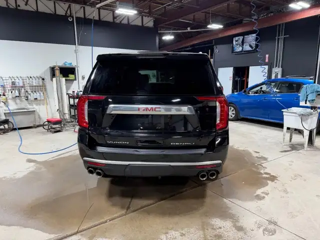 GMC Yukon 2022 — photo 6