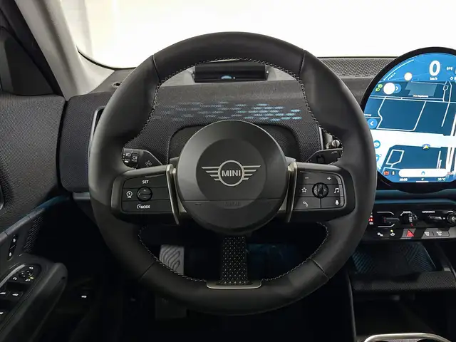 Mini Countryman view 12