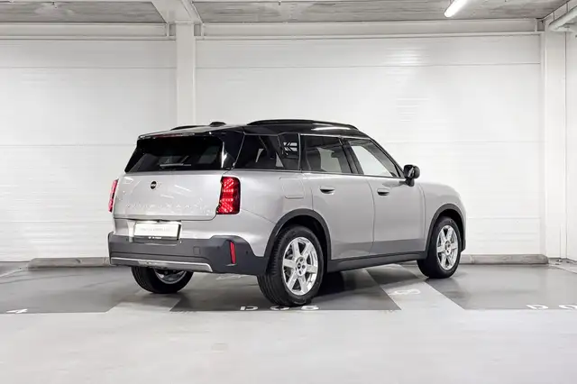 Mini Countryman view 6