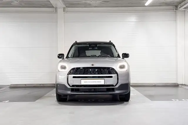 Mini Countryman view 5