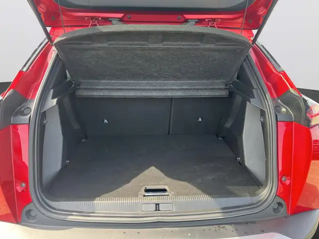 Peugeot 2008 view 8