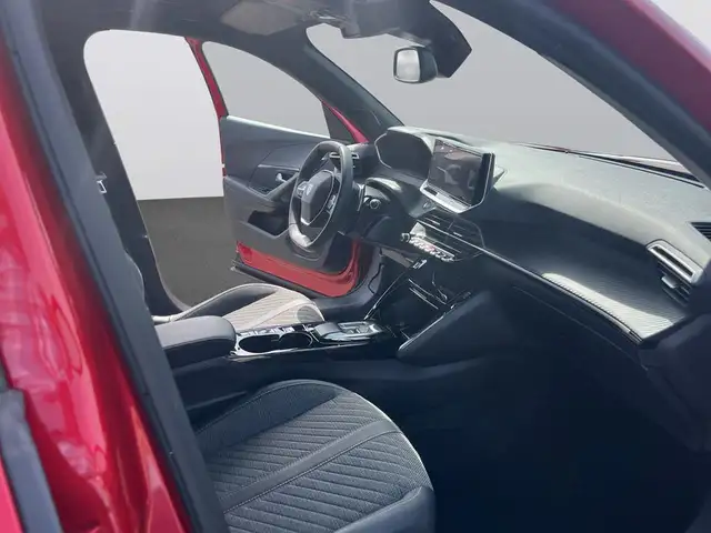Peugeot 2008 view 12