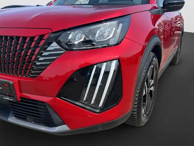 Peugeot 2008 view 10