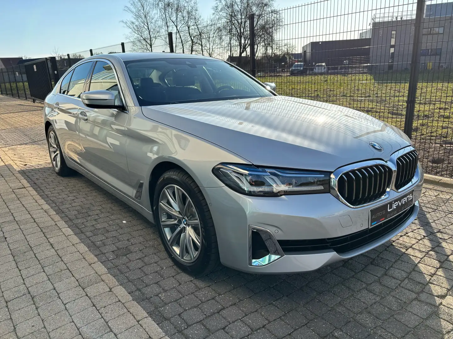 BMW 530 eA - ComfortZetels Laser HeadUp Zetelventilatie Argent - 2