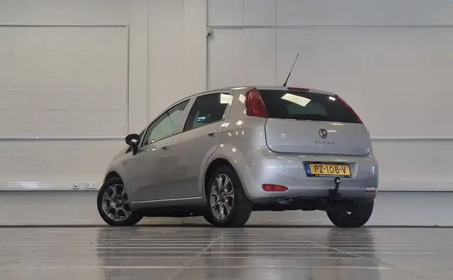 Fiat Punto Evo view 3