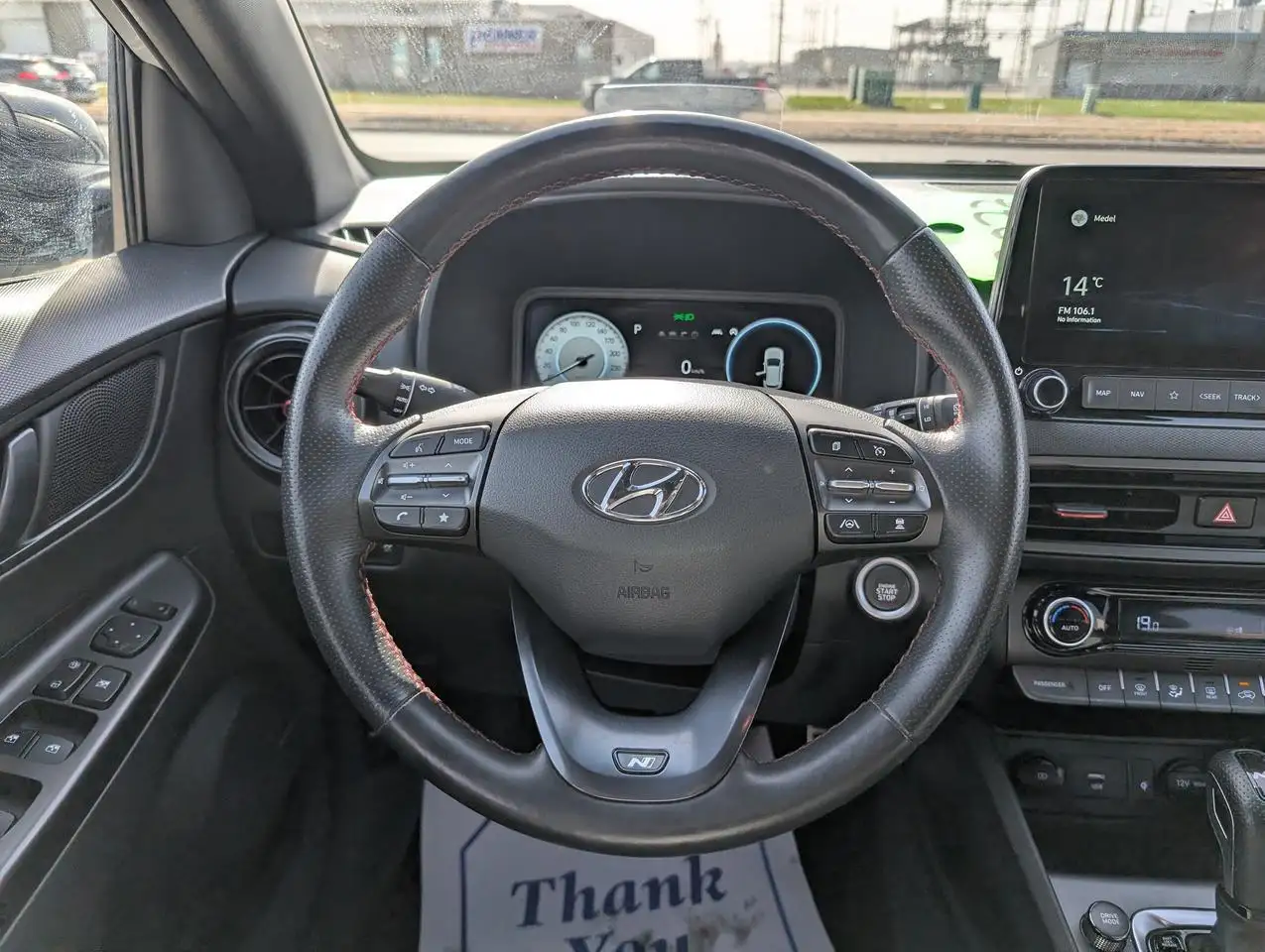 Hyundai KONA снимка Hyundai KONA